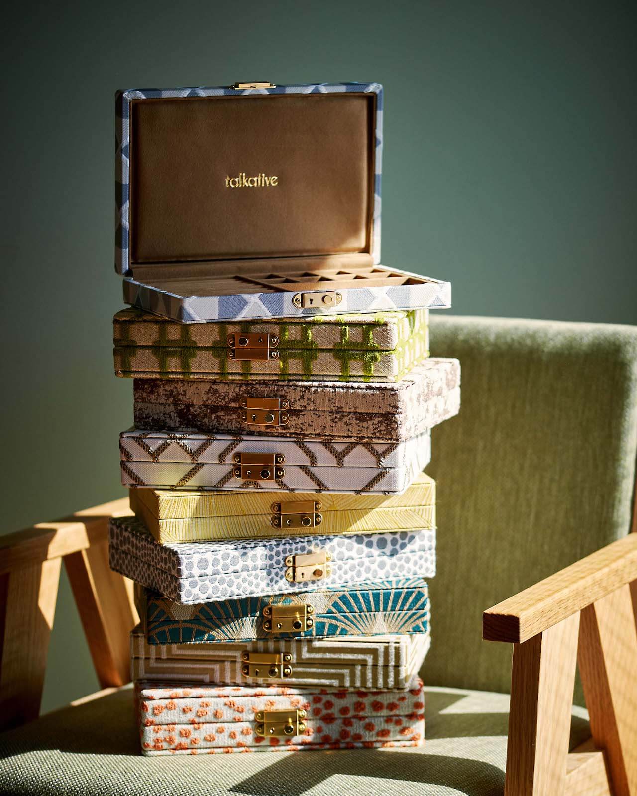 トーカティブ】誕生15周年を記念したリングに一目惚れ！ 完売必至の