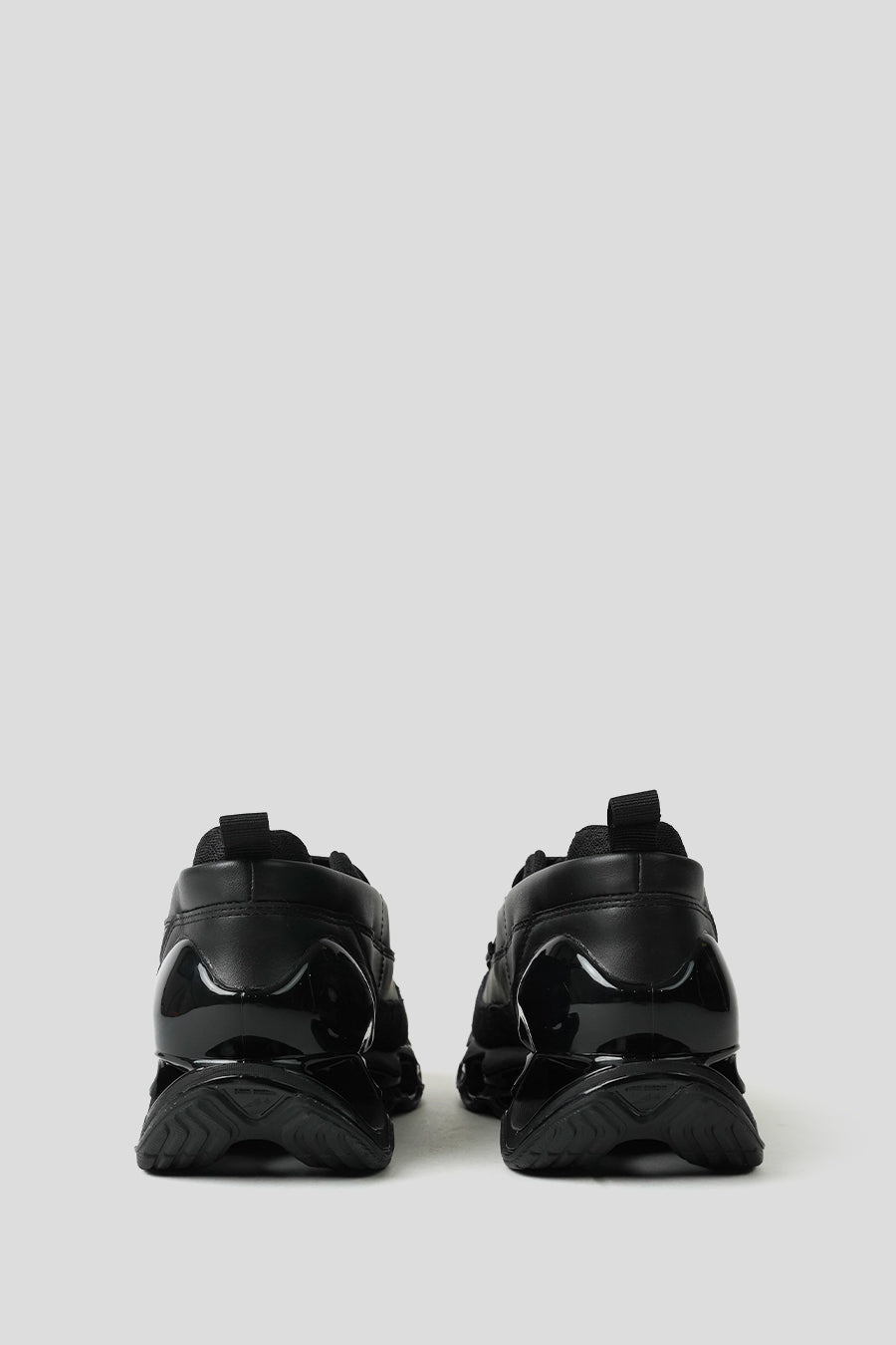 Mizuno - BLACK BLACK AND WHITE WAVE PROPHECY MOC – LE LABO STORE