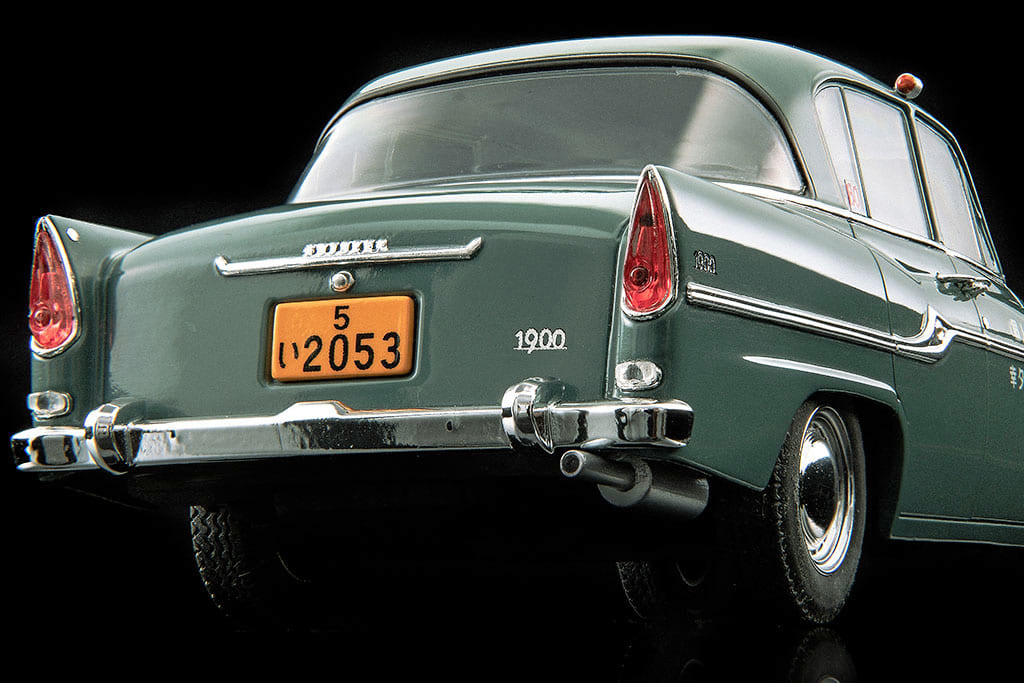 細部も作り変えてスタンダードに改造！1/24ミニカー改造で「観音