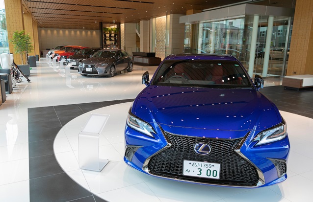 自動車 LEXUS Y スポーティー＆エレガント 「レクサスUX」に2タイプの特別仕様車登場