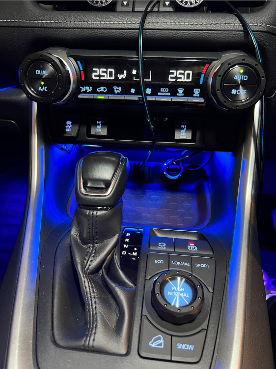 RAV4のRAV4・ドライブモードセレクターリング・エアコンリング