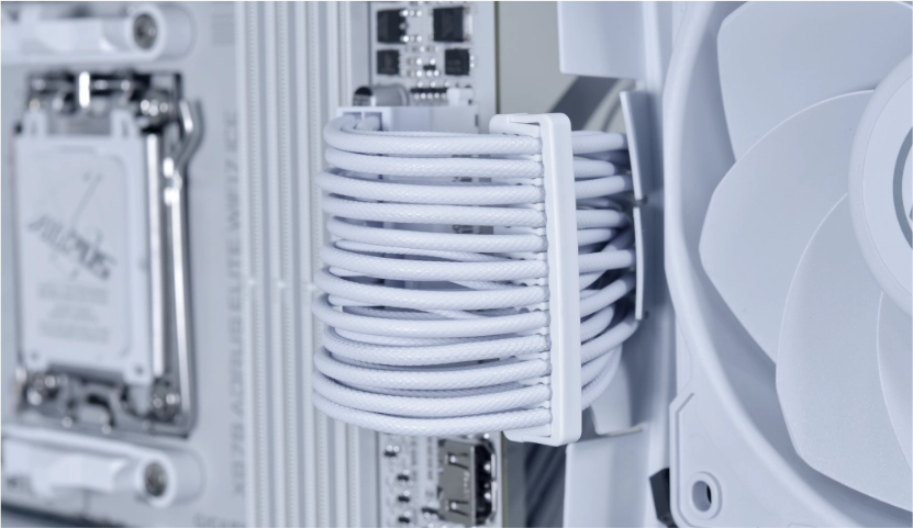 RS - LIAN LIはPCケースのリーディングプロバイダーです