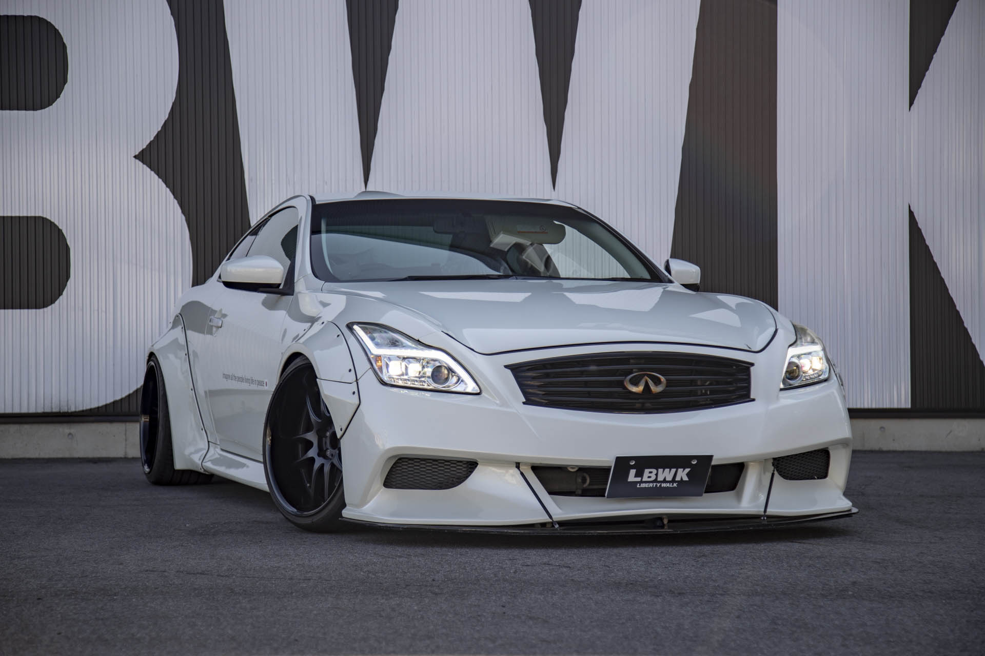 LB-WORKS V36 skyline 370GT typeP coupe - LIBERTY WALK | リバティー