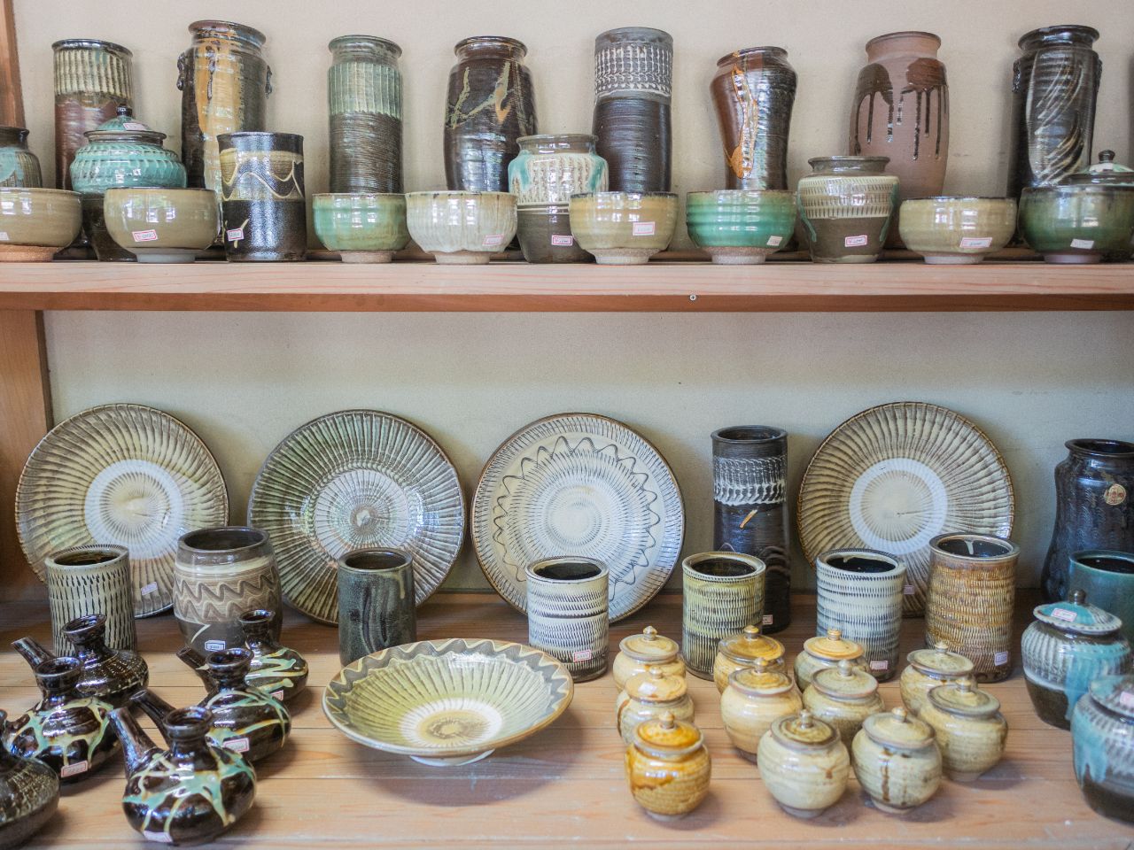 完全ガイド】300年の歴史を持つ小鹿田焼。9軒すべての窯元と民陶祭の