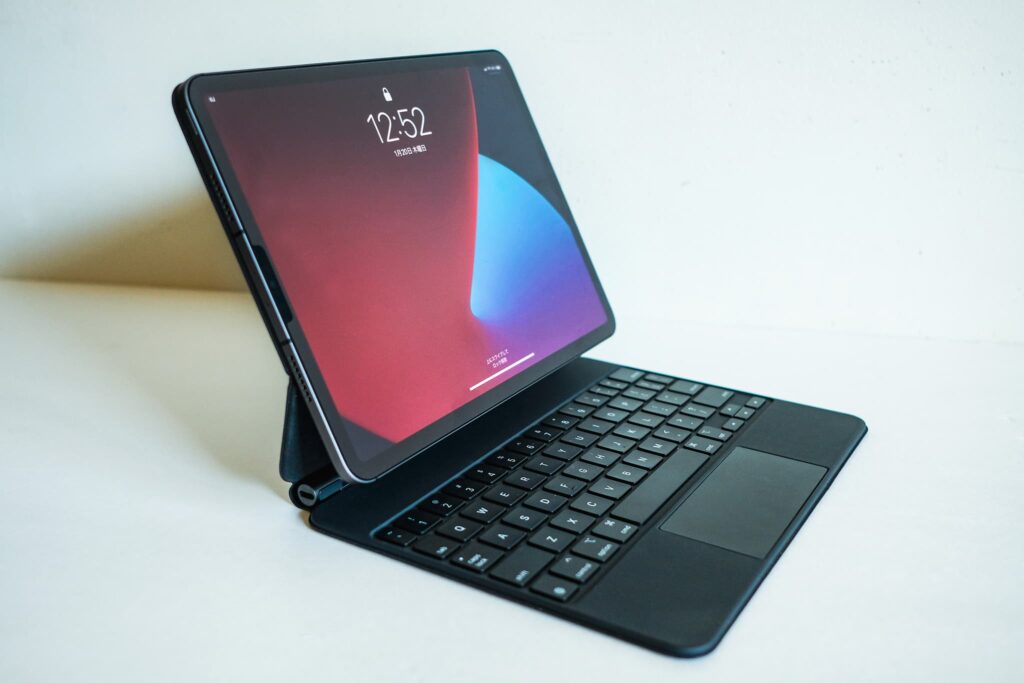 iPad Magic Keyboard レビュー！買う前に伝えたい8つのこと | LifeDIY