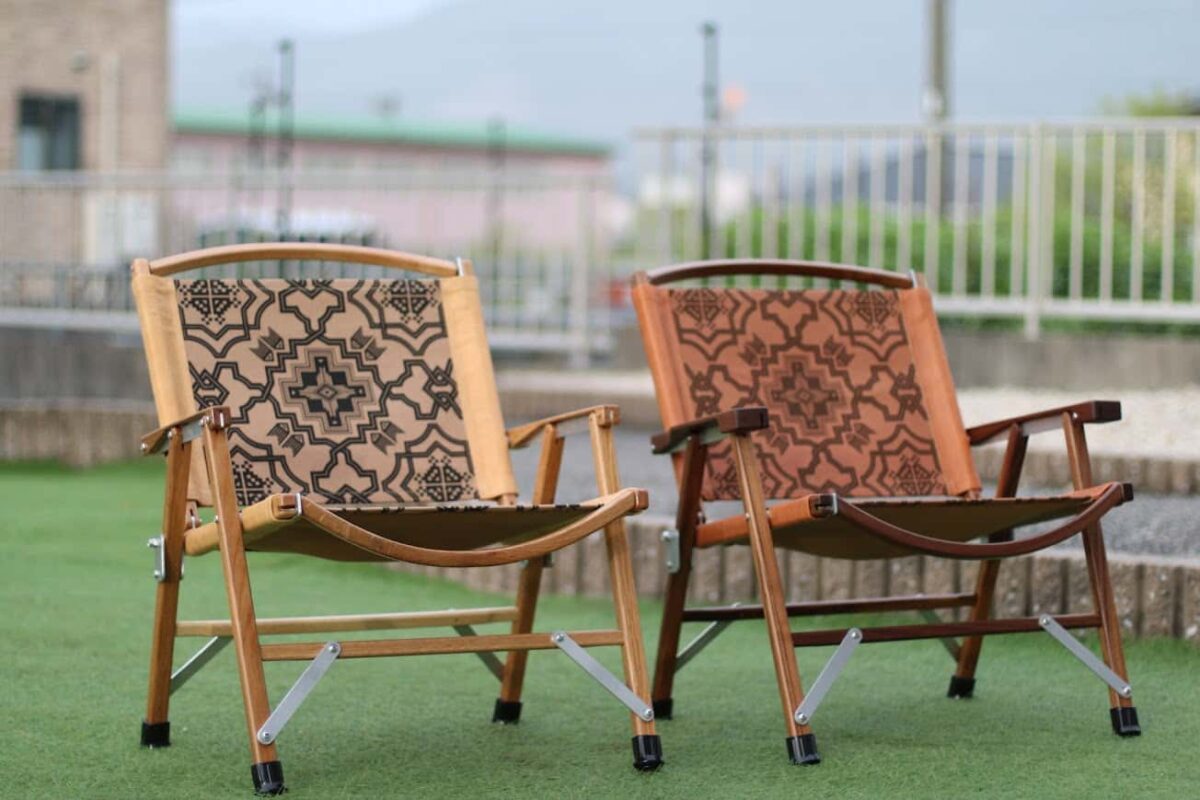 カーミットチェアのカスタム大全】見た目や快適性を劇的に良くする方法！