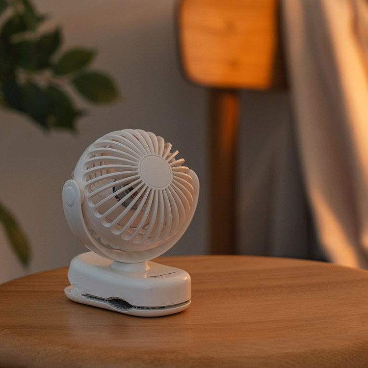 ポータブルミニクリップファン LCAF028 | Life on Products(ライフオン