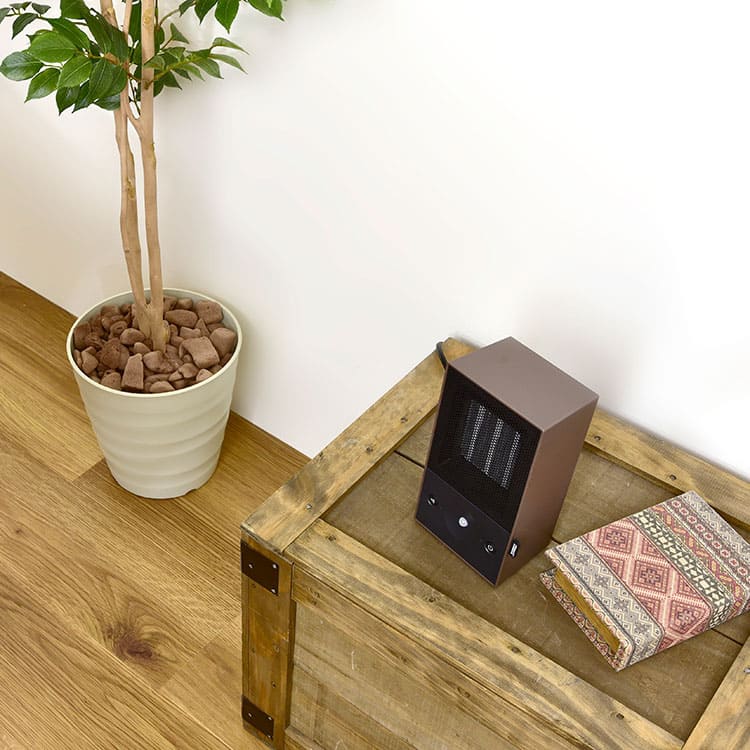 人感センサー付 セラミックファンヒーター PR-WA013 | PRISMATE