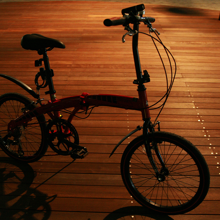 20インチ アルミ 折りたたみ自転車 7段変速 Schnell BA-10R | WACHSEN