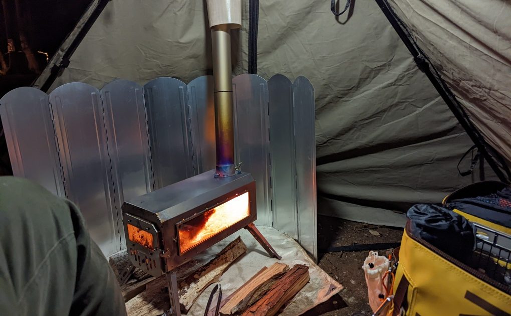 2022年2月 久々の冬ソロキャンプ 1 パップテントでチタン薪ストーブ