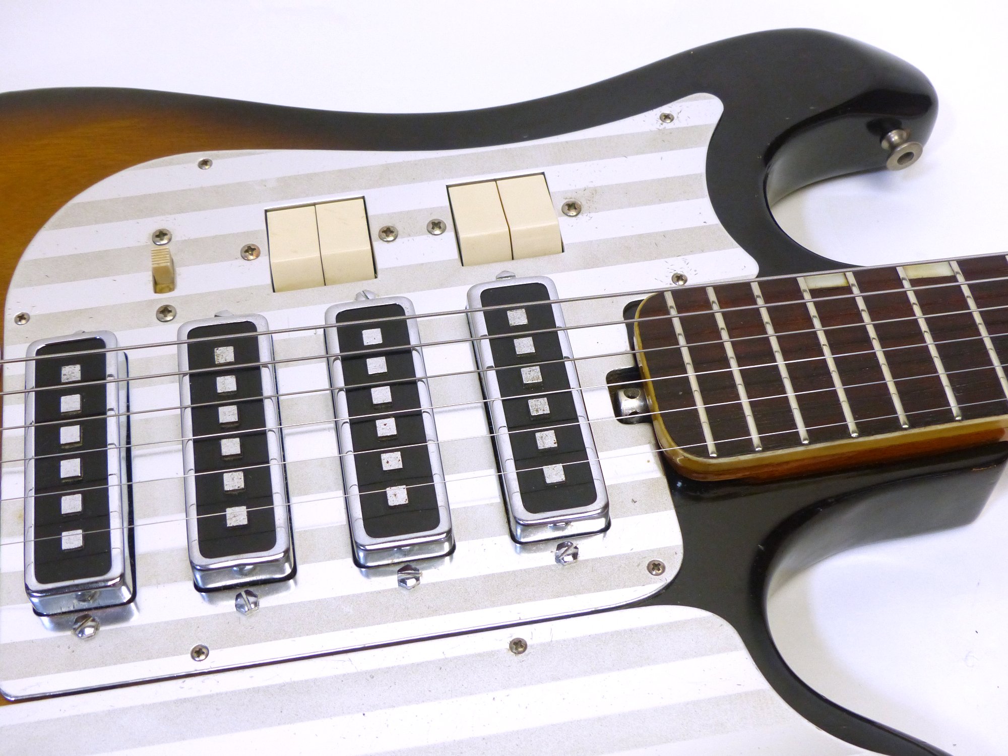 Teisco '65 WG-4L – 京町家のギターショップ ライトニン