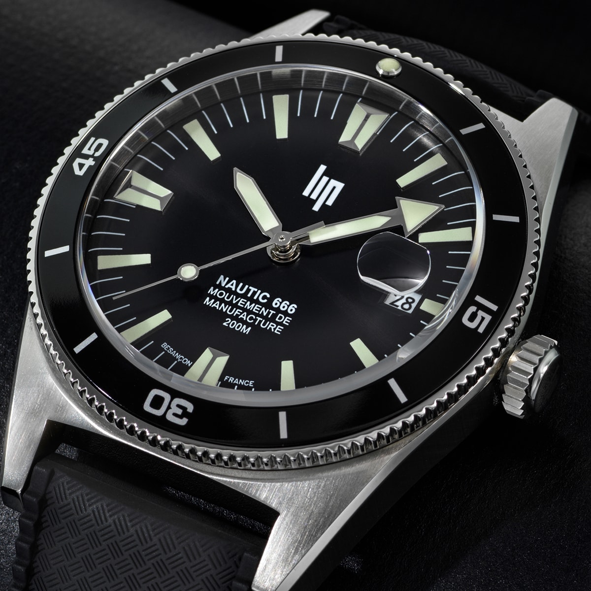 マニュファクチュール ノーティック666 シルバーブラック エラストマー