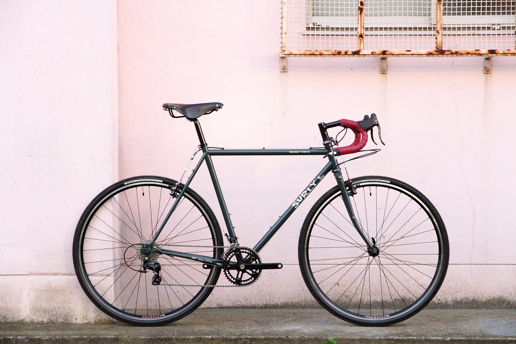 SURLY* cross-check / BUILT BY BLUE LUG - CUSTOMER'S BIKE CATALOG