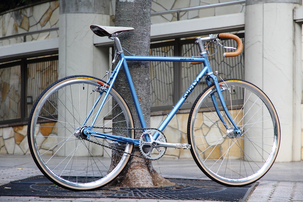 SURLY* cross-check / BUILT BY BLUE LUG - CUSTOMER'S BIKE CATALOG