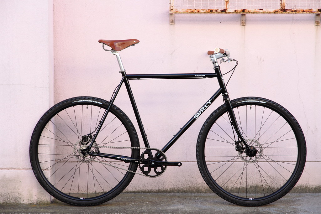 SURLY* straggler / BUILT BY BLUE LUG - CUSTOMER'S BIKE CATALOG