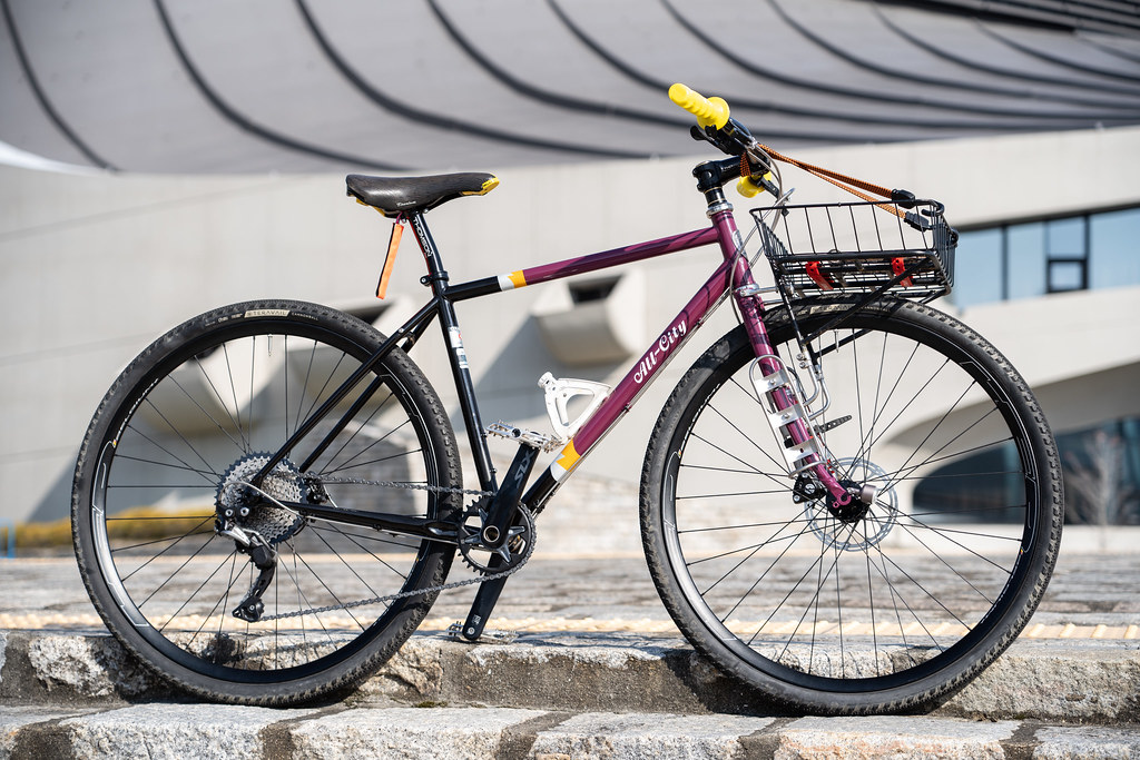 Tommy's *ALL-CITY* gorilla monsoon / BUILT BY BLUE LUG