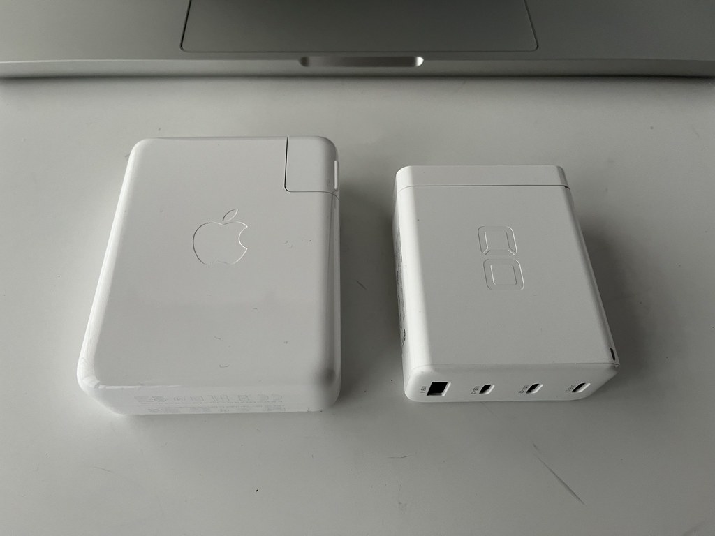 MacBook Pro 16インチはApple純正充電器を使うべき理由 | KuroBox