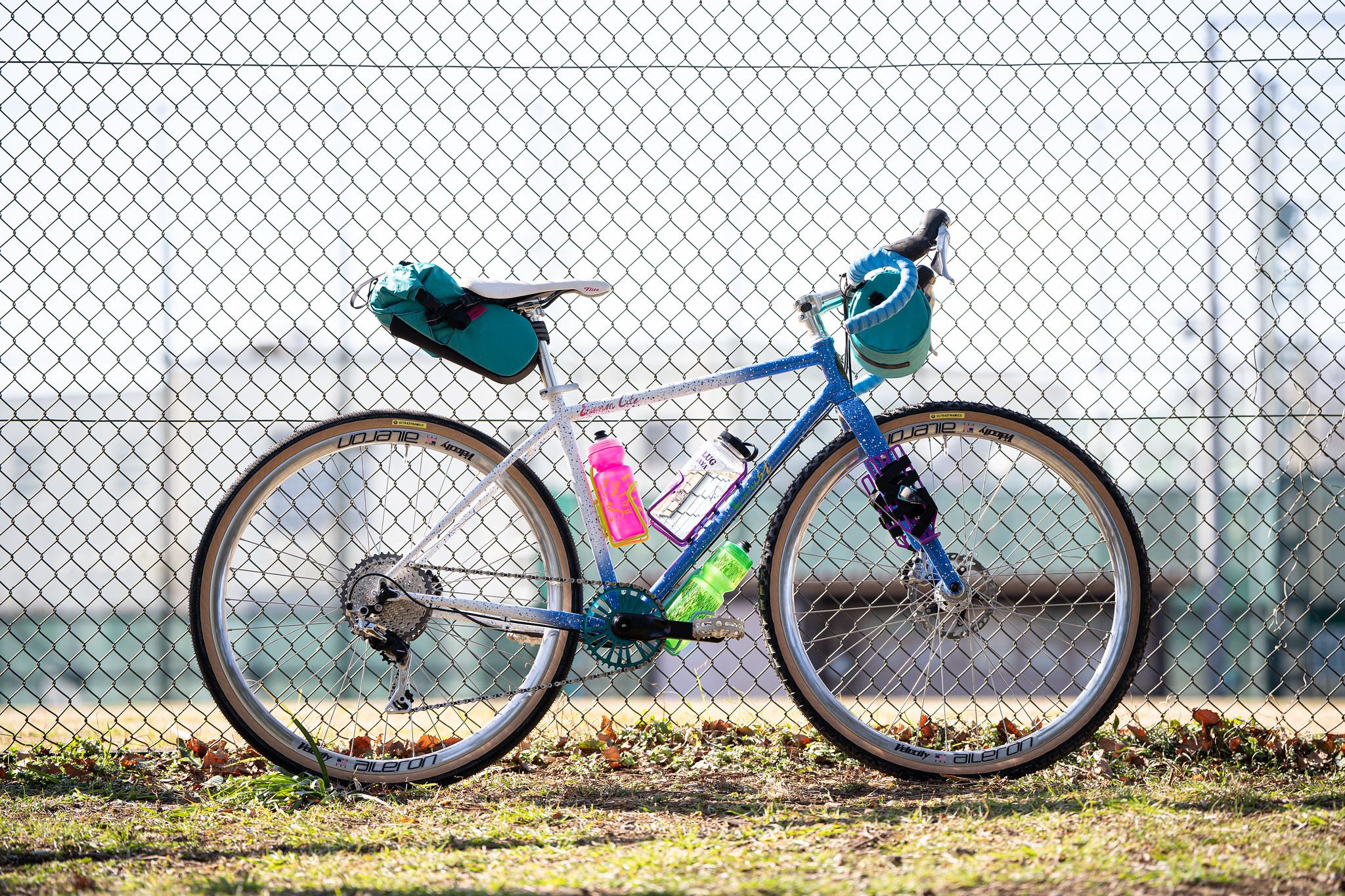 EVASION LITE - BLUE LUG BLOG | 自転車店 ブルーラグ スタッフブログ