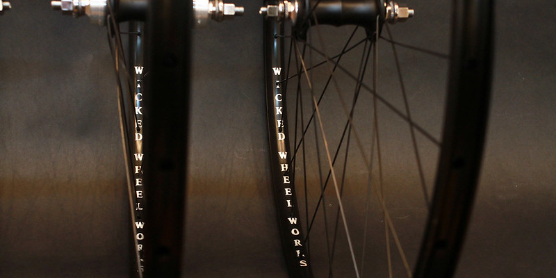 Wicked Wheel Works / 700c シングルスピード用 ホイールセット