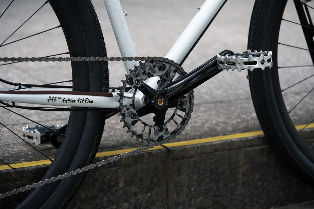 Melo's *SURLY* preamble / BUILT BY BLUE LUG - CUSTOMER'S BIKE