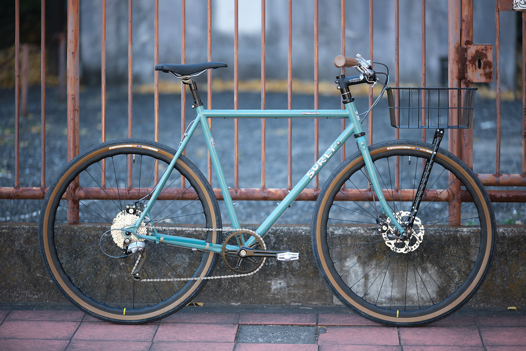 SURLY* straggler 700c / BUILT BY BLUE LUG - CUSTOMER'S BIKE