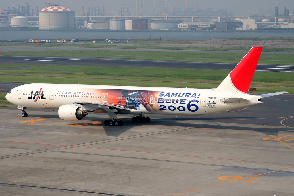 Japan Airlines | Boeing 777-300 | JA8945 | Samurai Blue 20… | Flickr