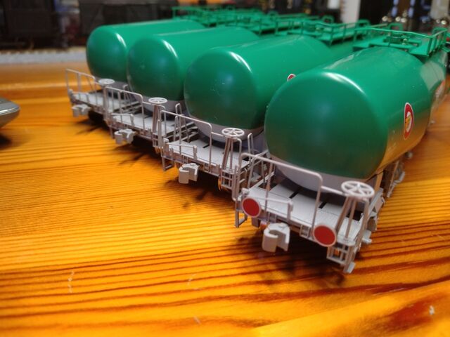 TOMIX HO タキ1000 : クローゼットの中の鉄道模型