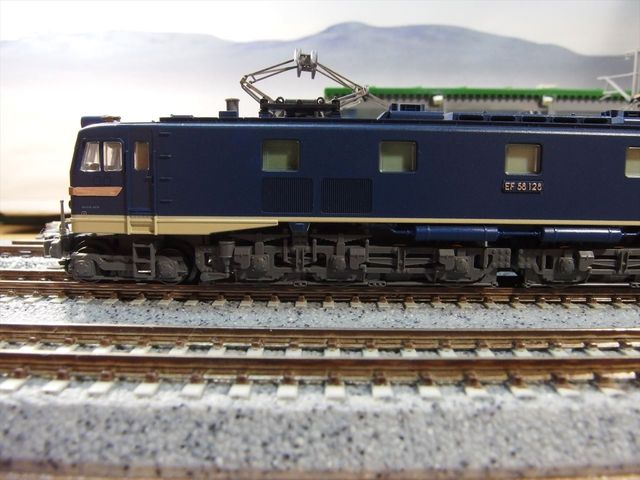 KATO EF58 特急色 : クローゼットの中の鉄道模型