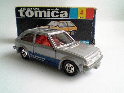 黒箱トミカ マツダファミリア : おもちゃ雑記帖【静岡版】