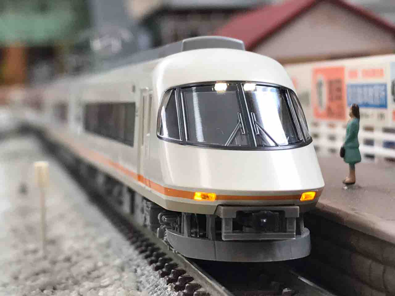 TOMIX 近鉄21000系「アーバンライナーplus」入線 : なみとの風