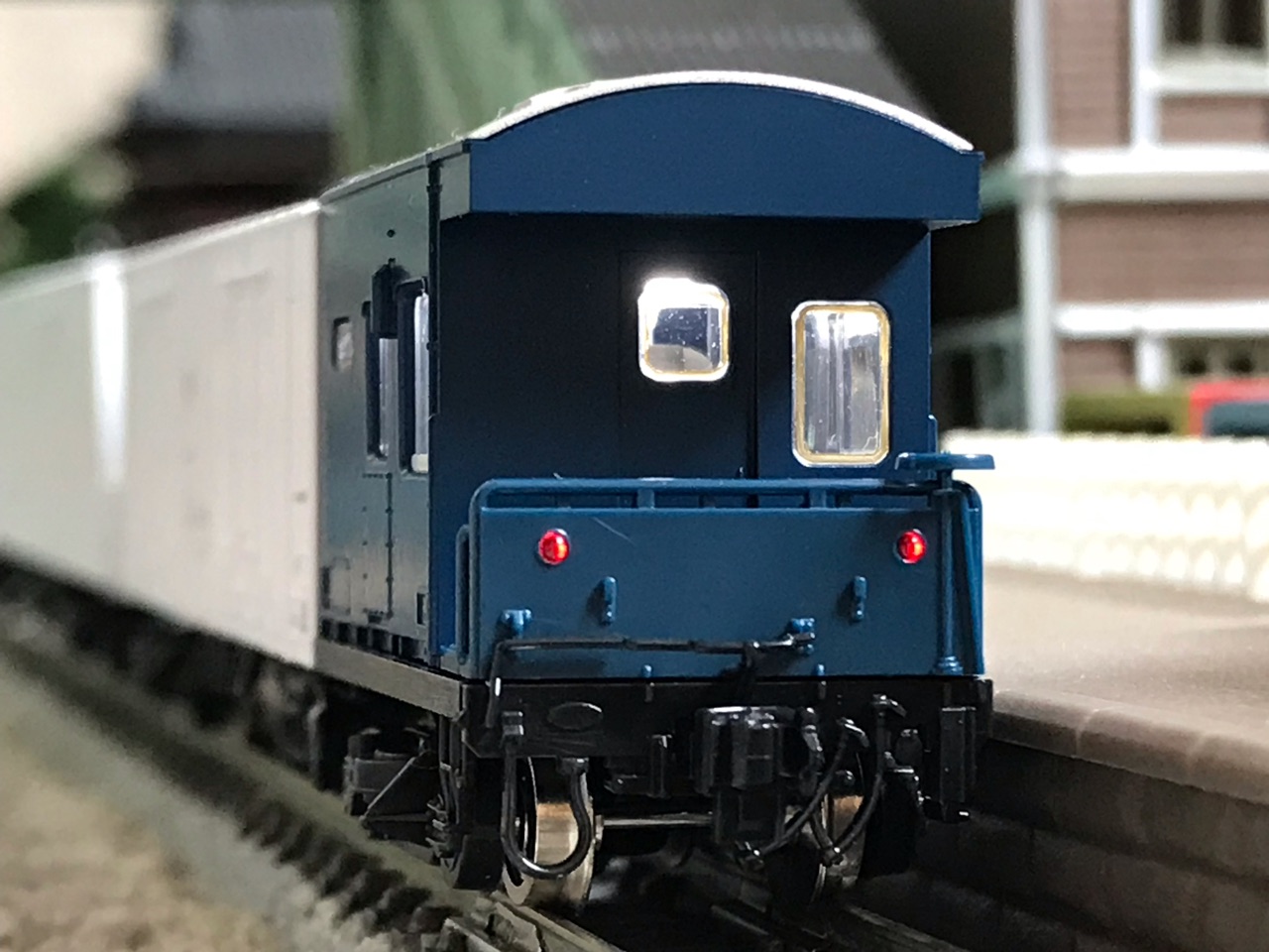 TOMIX レサ10000系「とびうお・ぎんりん」 : なみとの風