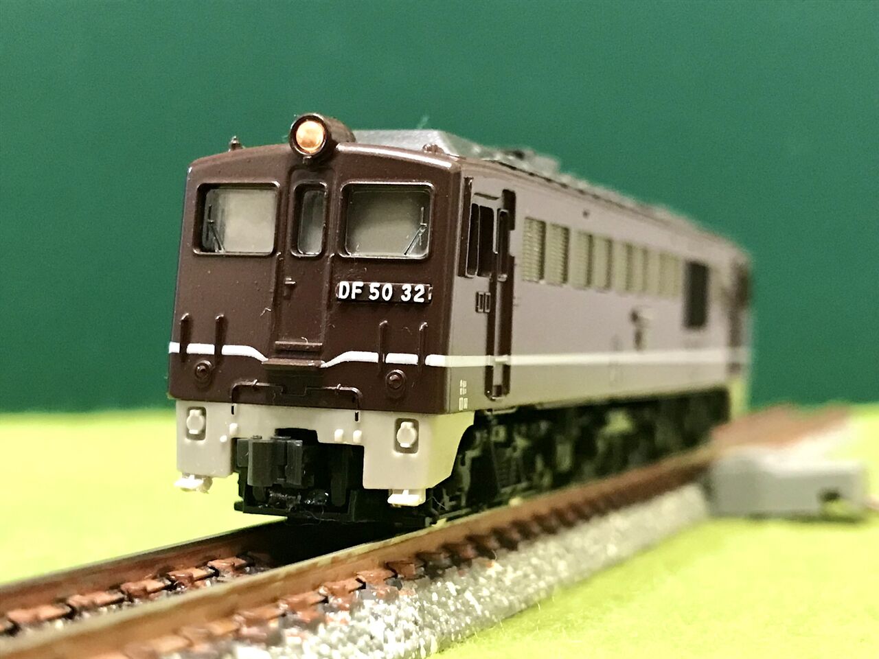 トミックスの「DF50形」とマイクロエースの「DF90型」を並べてみました