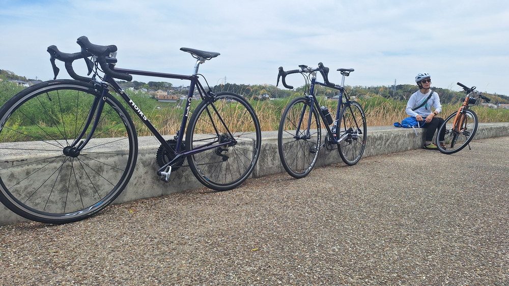 あなたのロードバイクを見せてください！第153回 クロモリロード Holks