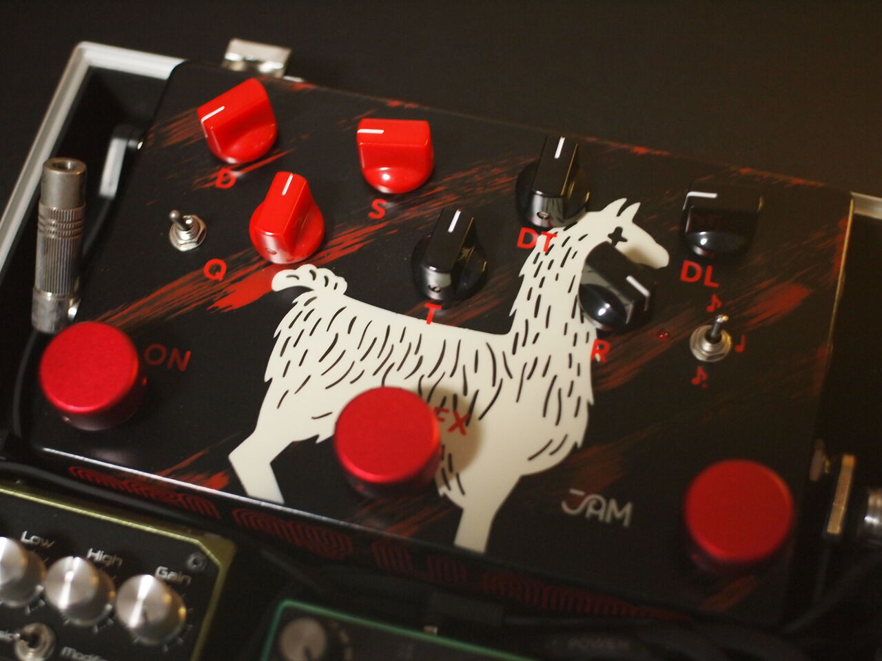 ディレイ】本格的なアナログディレイ「JAM Pedals Delay Llama Supreme