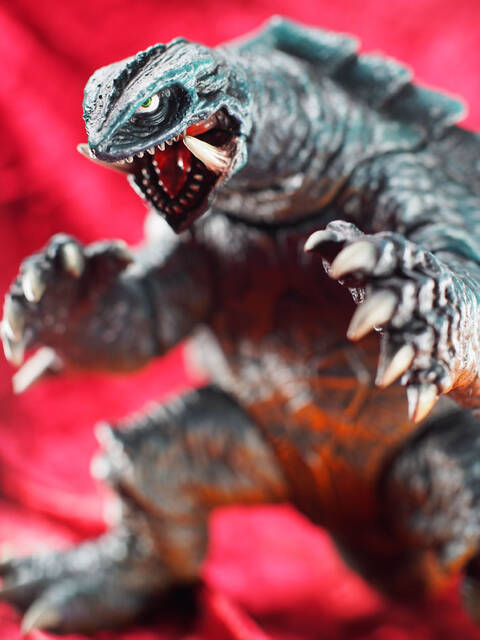 忠実再現！！《ガメラ2 (1996) ポスターカラーVer.》 : CCPJAPAN