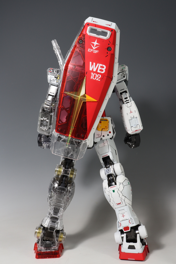 PG UNLEASHED RX-78-2ガンダム クリアカラーボディ 完成編 : デンデロ