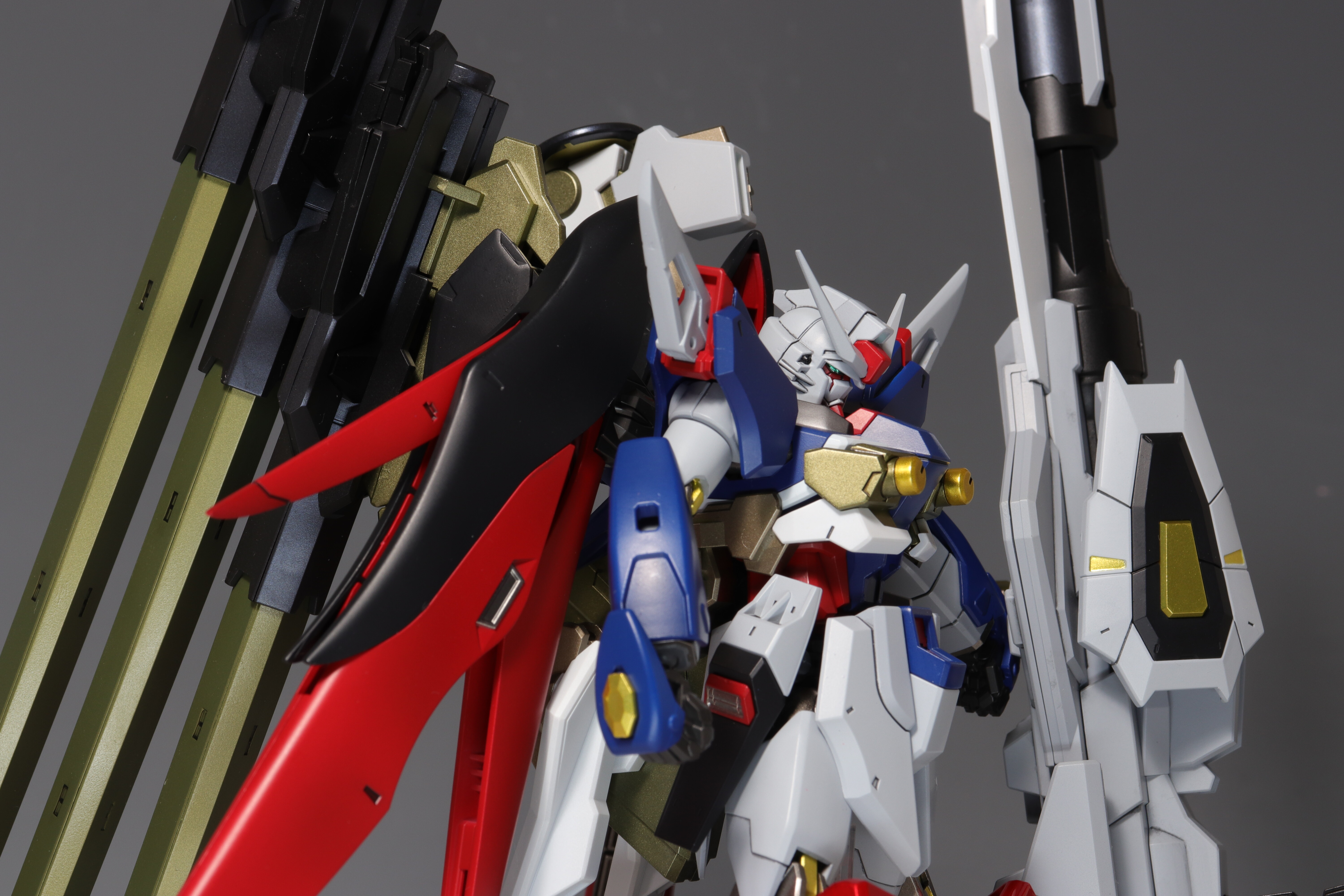 HG デスティニーガンダム SpecII ＋ ゼウスシルエット 塗装/完成