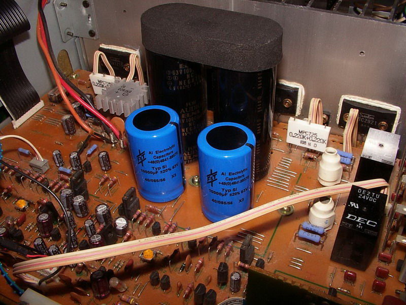 KA-5010にコンデンサー増量 : オーディオ・マルチシステム奮闘記