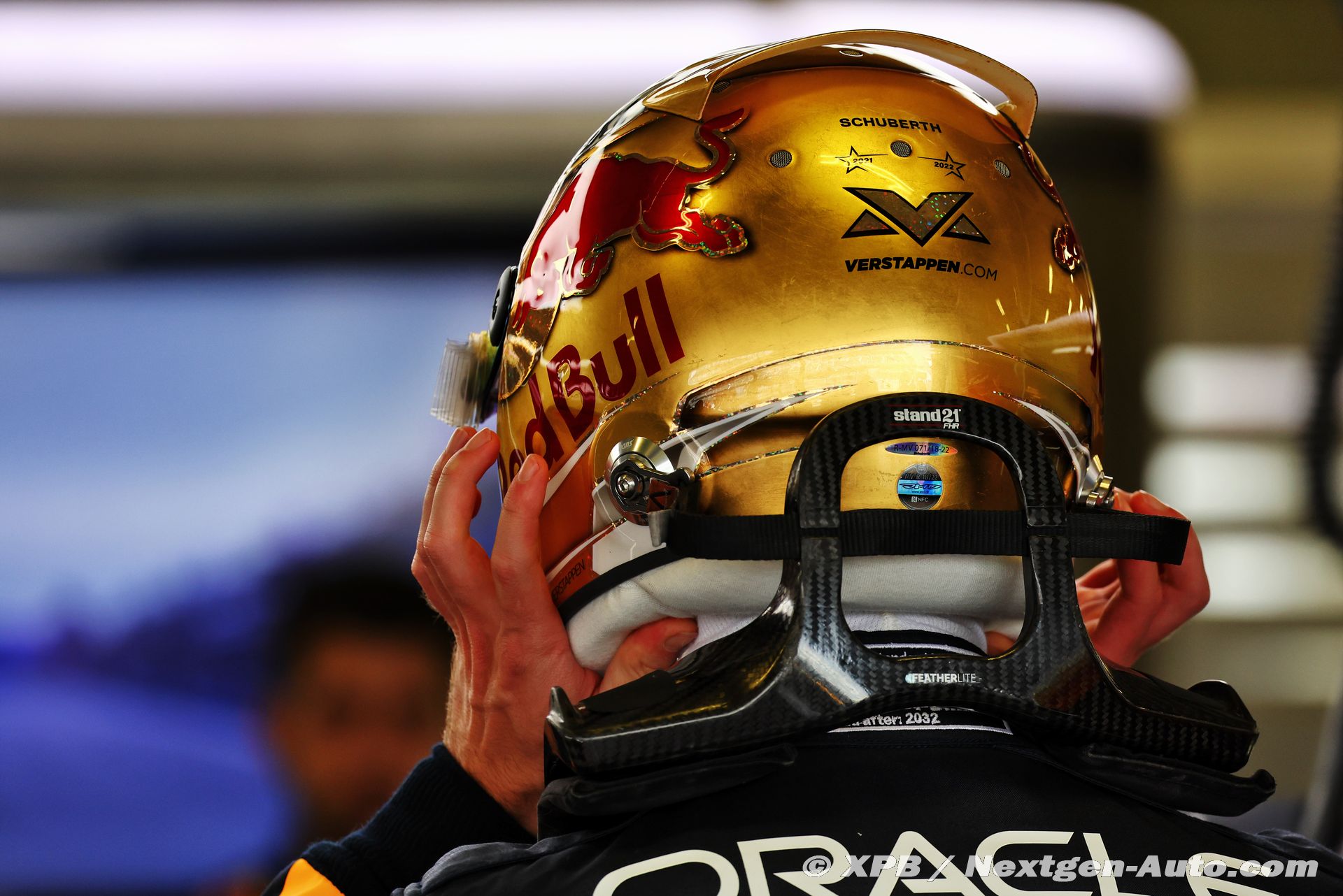 マックス・フェルスタッペン、ゴールドなメキシコ仕様のヘルメット
