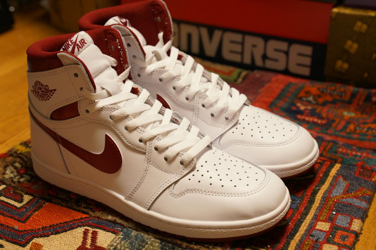 レビュー】ナイキ エアジョーダン1 ハイ 85 メタリックバーガンディの