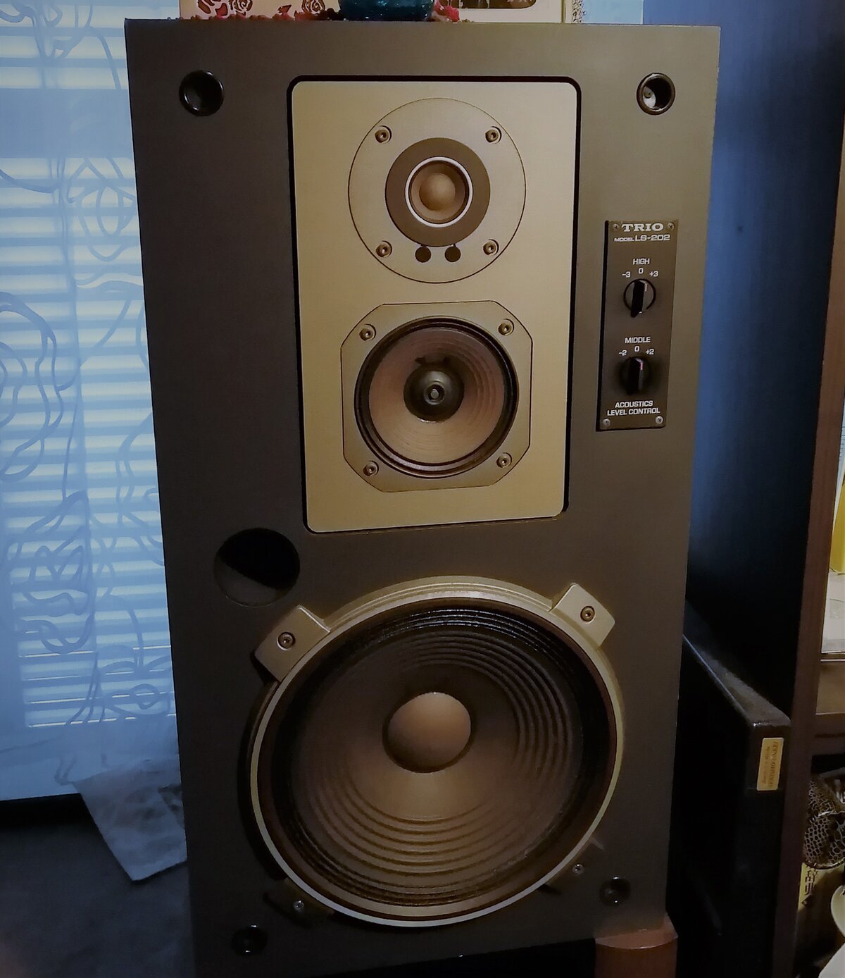 S.M.S.L AO200 アンプ3番対決 : On Age Audio