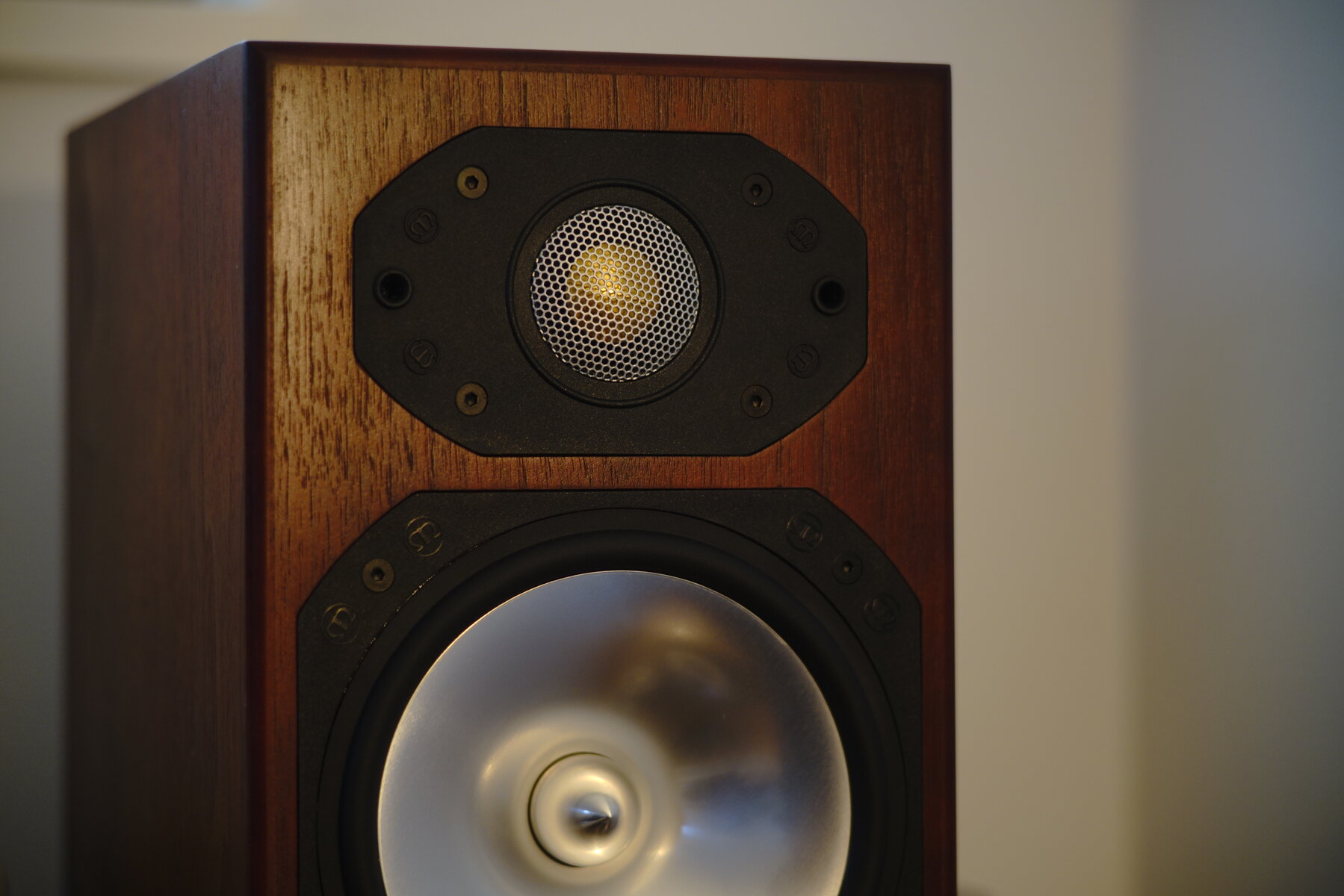 Monitor Audio Silver Studio1 : On Age Audio