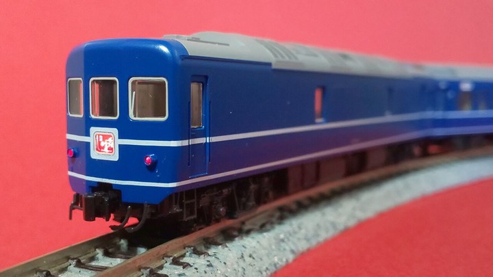 KATO 10-811/812 24系寝台特急「ゆうづる」 : KurekouPortal