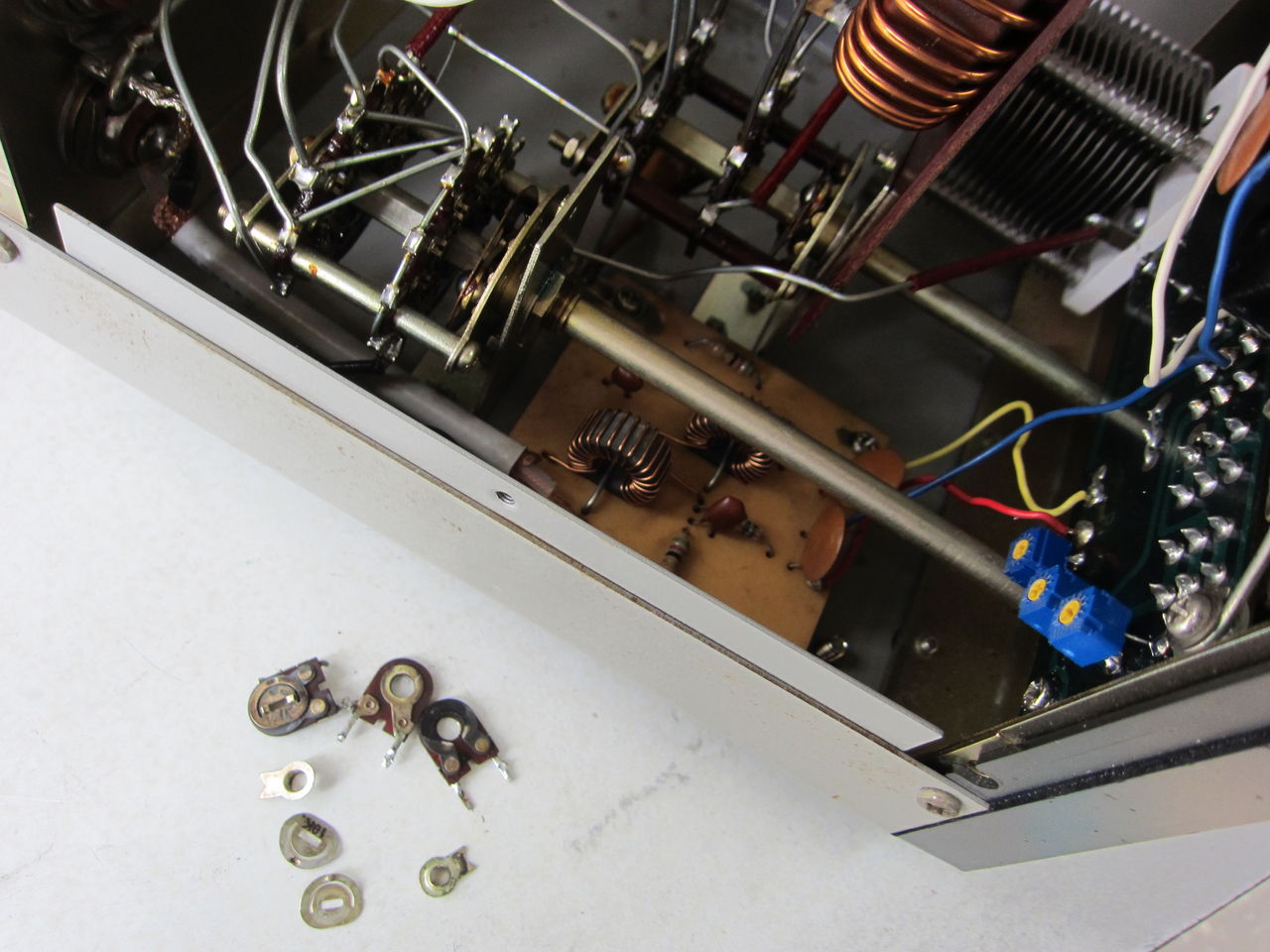 TRIO/トリオAT-200アンテナチューナーの修理を行いました : 山口県の