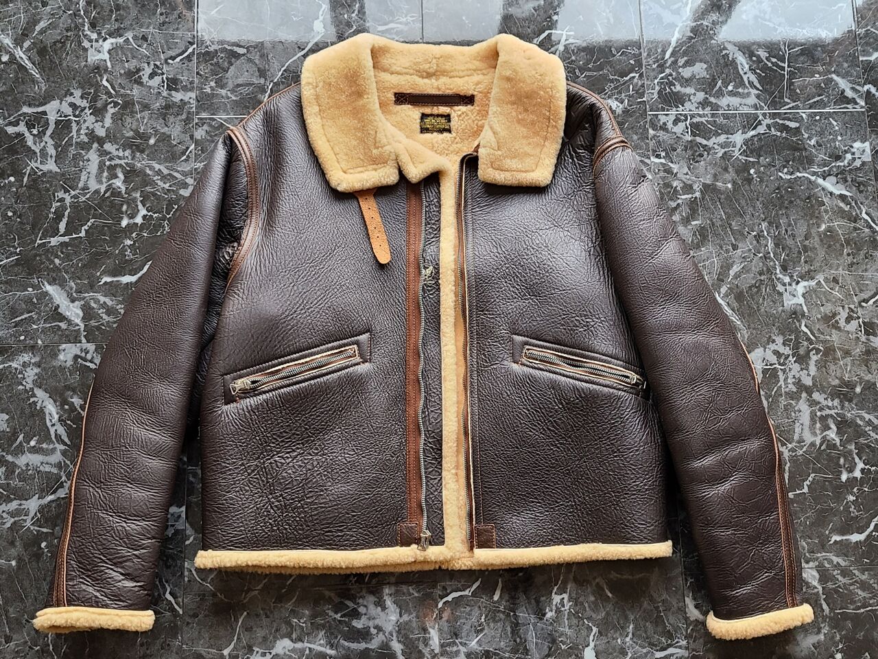 EASTMANのD-1は、けっこう実物に近いと思います。 : FLIGHT JACKET GO GO