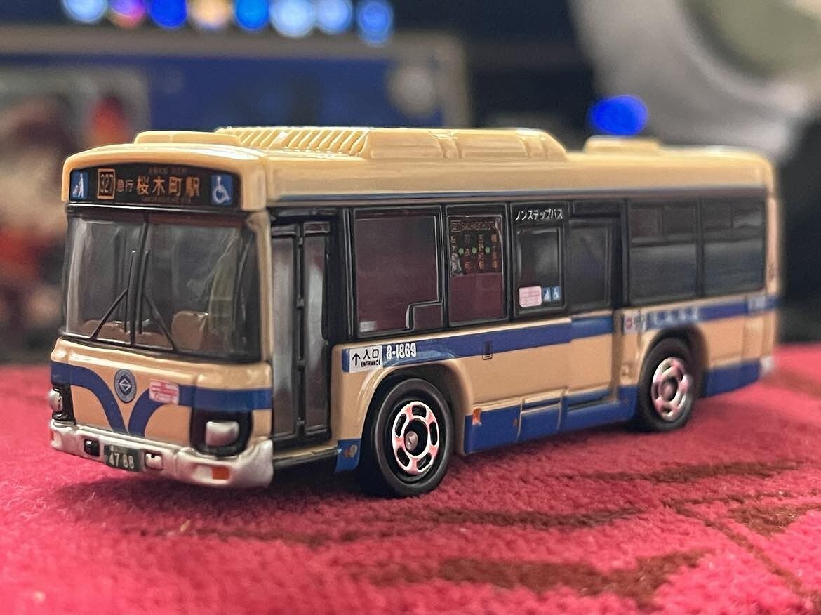 トミカ 横浜市営バスオリジナル いすゞエルガ : 趣味の日誌 オタクの時間