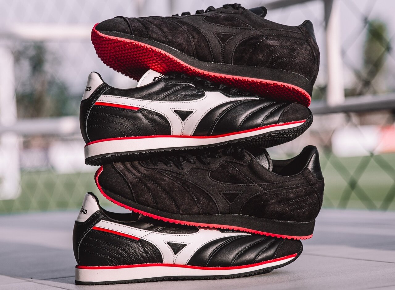 ミズノ モレリアスニーカー1985 & 財布 & 名刺入れ 数量限定発売