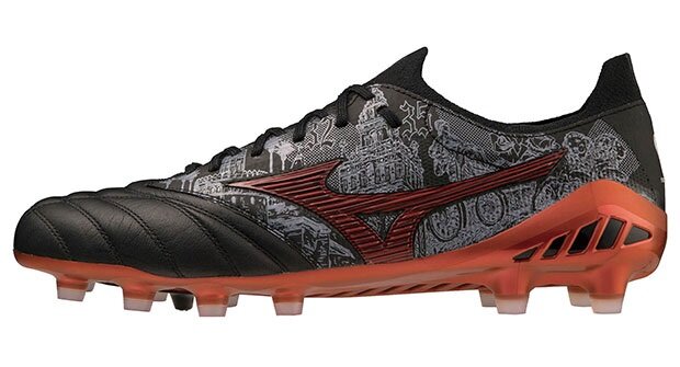 モレリアネオ3ベータ & ミズノアルファジャパンのセルヒオ・ラモス限定