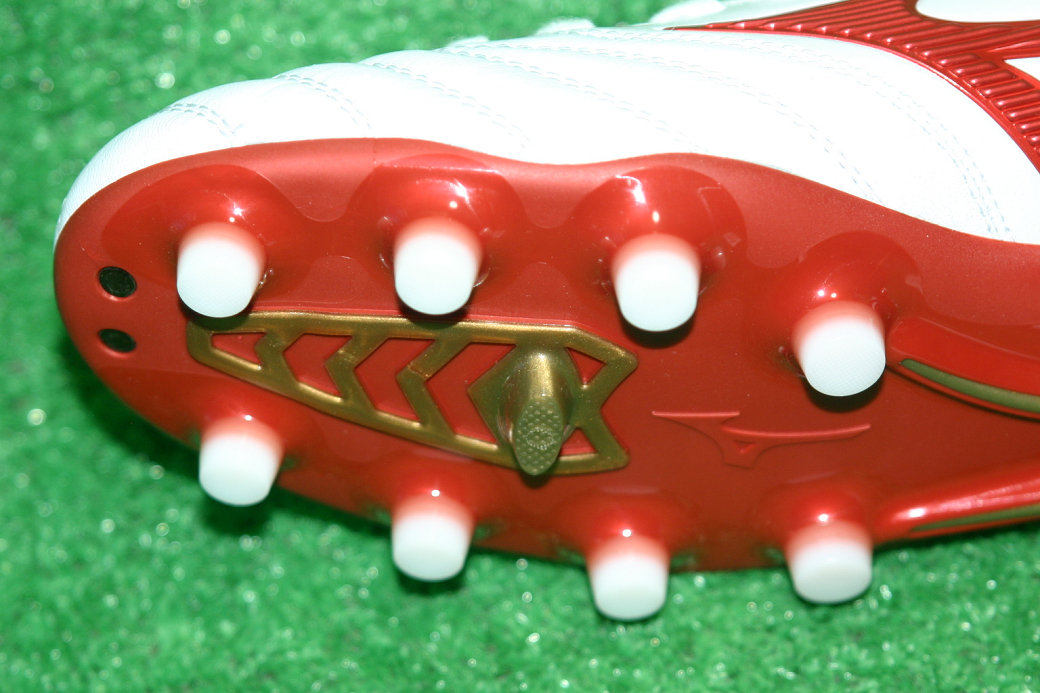 詳細】 ミズノ モレリアNEO2 F9T (F・トーレス着用シグネチャー