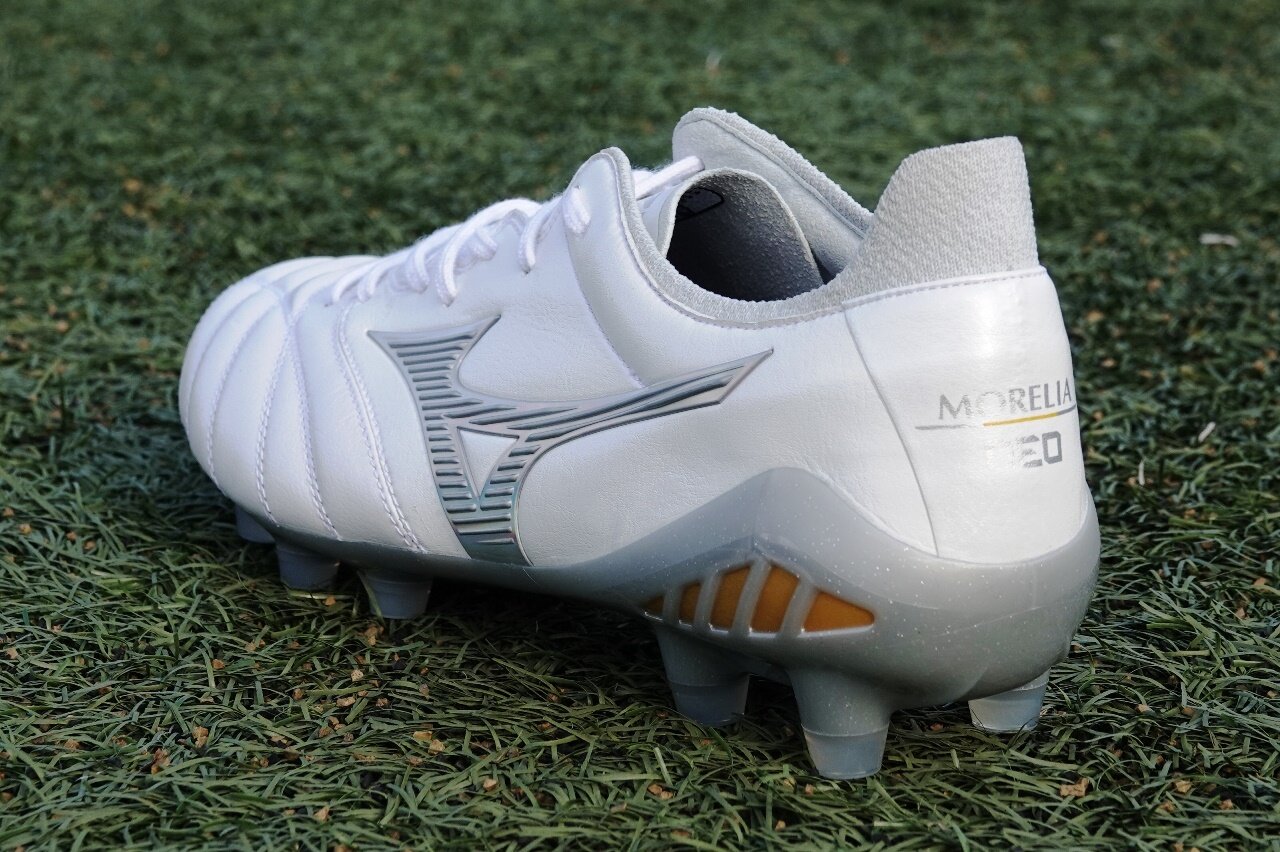 ミズノ『モレリアネオ3』2023年春の新色が発売！ : Kohei's BLOG